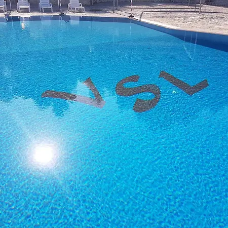 Parco vacanze Villaggio San Lorenzo 4*