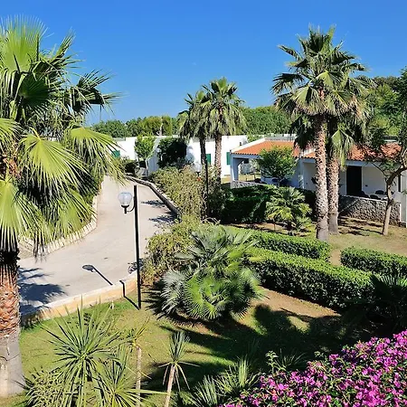 Parco vacanze Villaggio San Lorenzo 4*