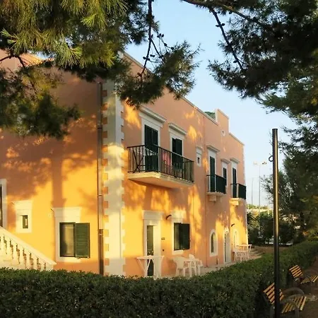 Villaggio San Lorenzo Parco vacanze 4*